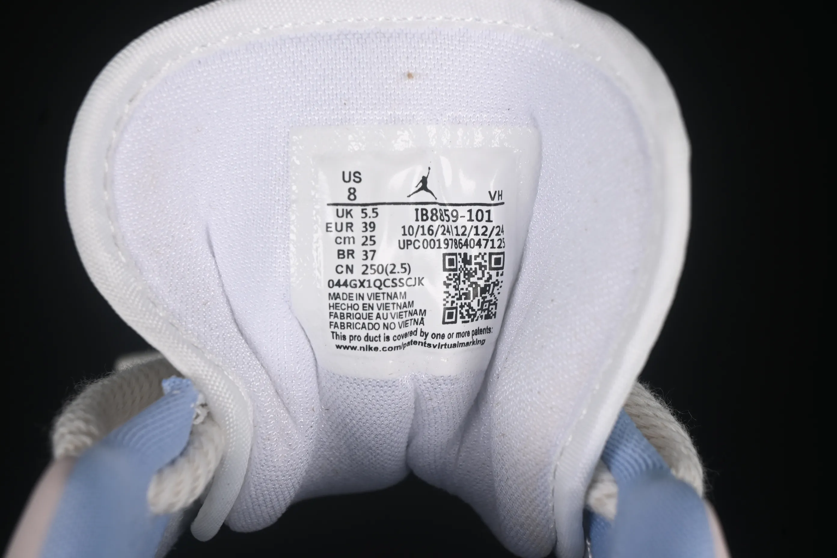 All categories Air Jordan Jordan series basketball shoes Air Jordan 1 Low Air Jordan 1 Low AJ1 Joe 1 carved powder low-top cultural casual sneakers IB8859-101